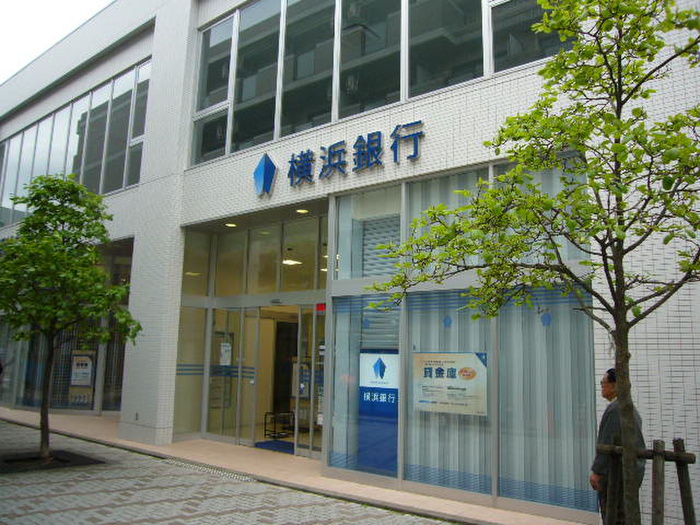 銀行　横浜銀行 仲町台支店（銀行）まで50m