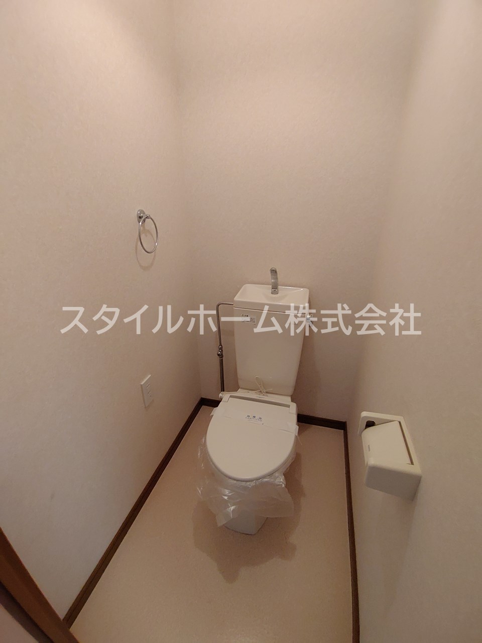 トイレ　清潔感のあるトイレです