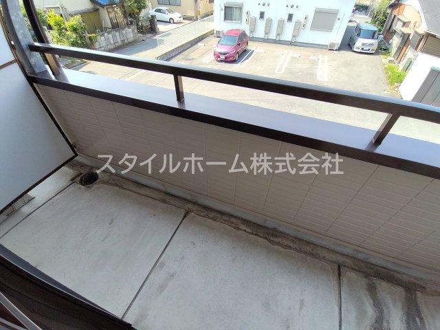 バルコニー　バルコニーがあります