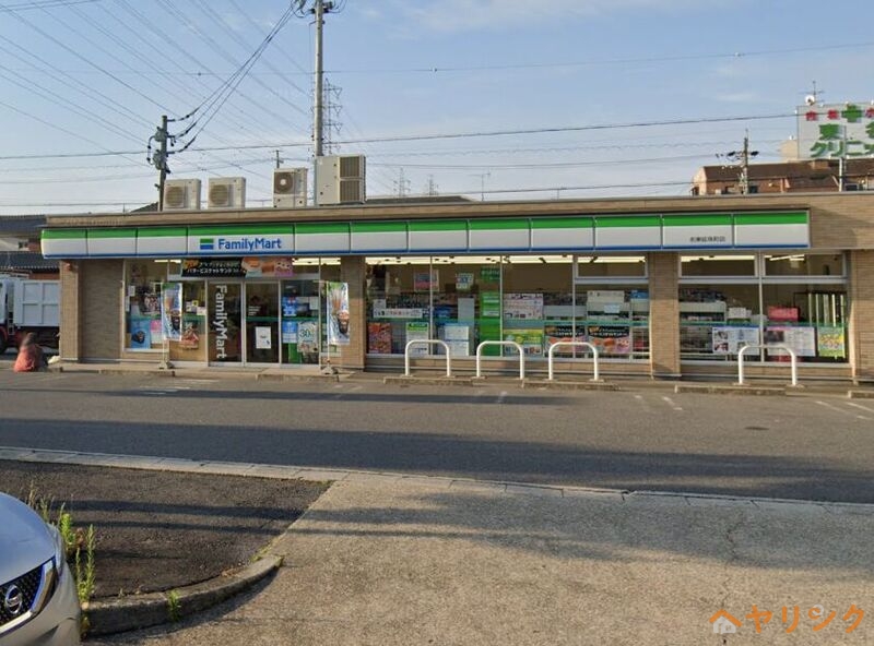 コンビニ　ファミリーマート名東延珠町店（コンビニ）まで300m