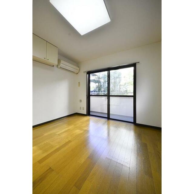 居室・リビング　キッチン