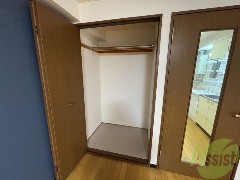 収納　寝室の収納です。部屋がすっきり片付きます。