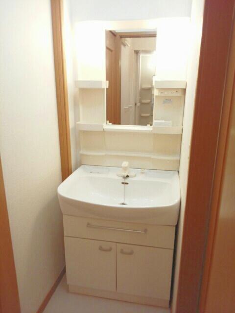 洗面設備　洗面化粧台