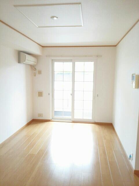 居室・リビング　居室