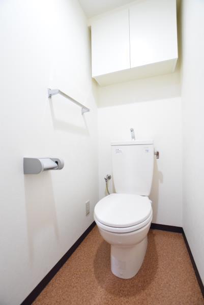 トイレ　落ち着いたトイレです