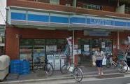 コンビニ　ローソン Ｌ 板橋幸町（コンビニ）まで215m