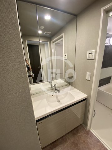 洗面設備　シーズンフラッツ西田辺　独立洗面台