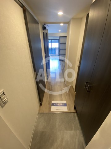 玄関　シーズンフラッツ西田辺　玄関