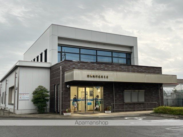 銀行　（株）滋賀銀行／武佐支店（銀行）まで303m