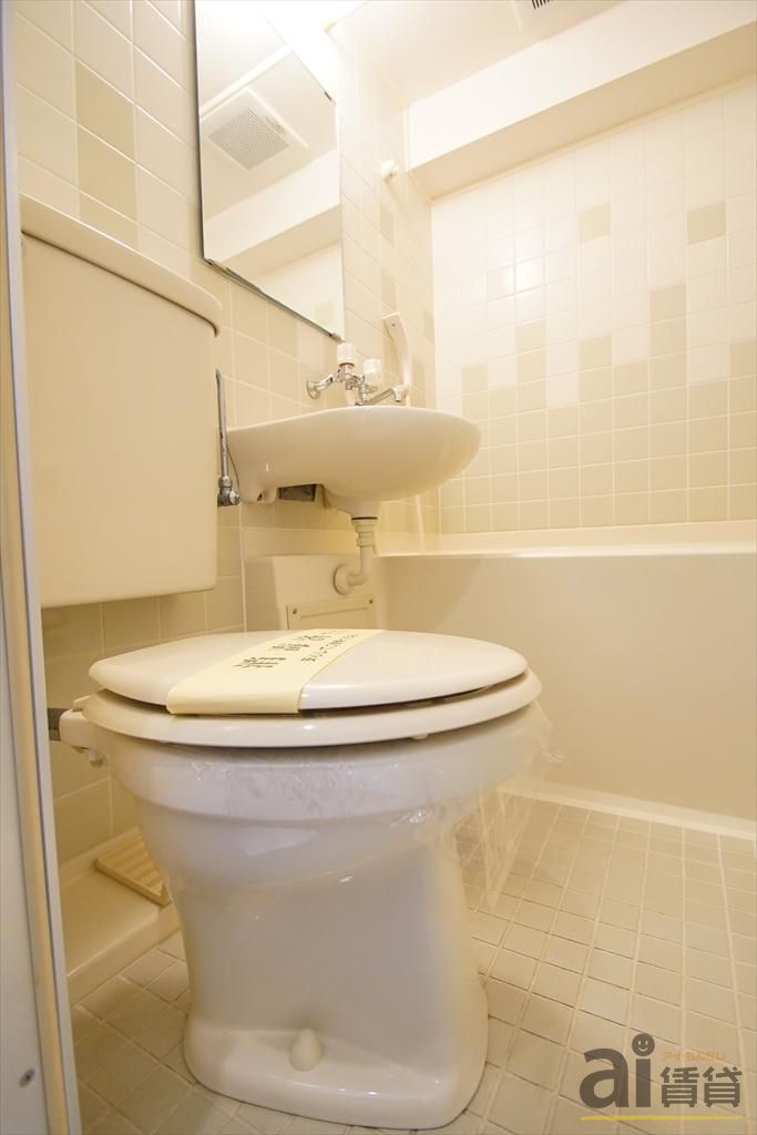 トイレ　他号室画像