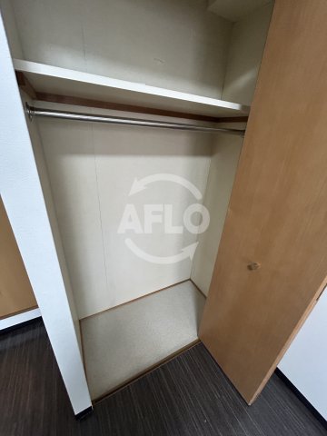 収納　エスリード福島駅前　クローゼット