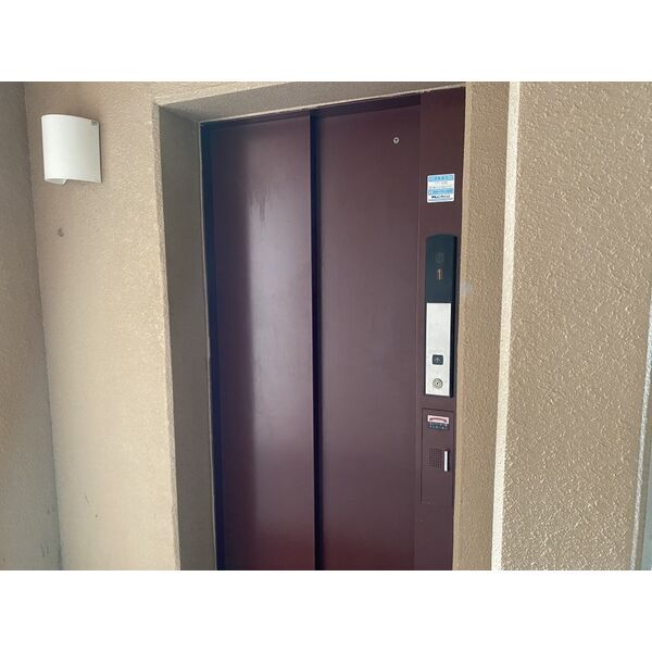 その他　エレベーター