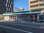 コンビニ　ファミリーマート松山市民病院前店（コンビニ）まで246m