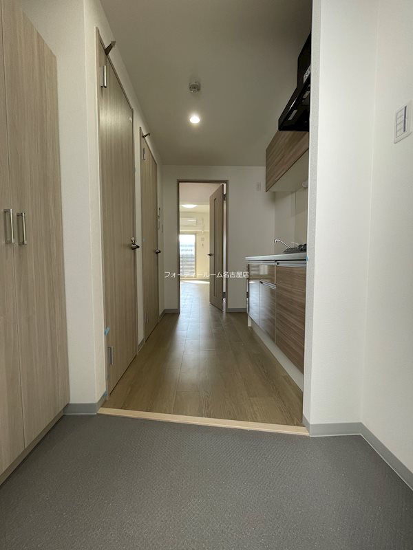 玄関　★見学予約受付中★