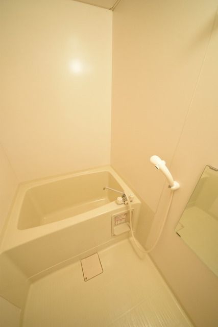 バス・シャワールーム　♪サッパリ爽快バスタイム！♪