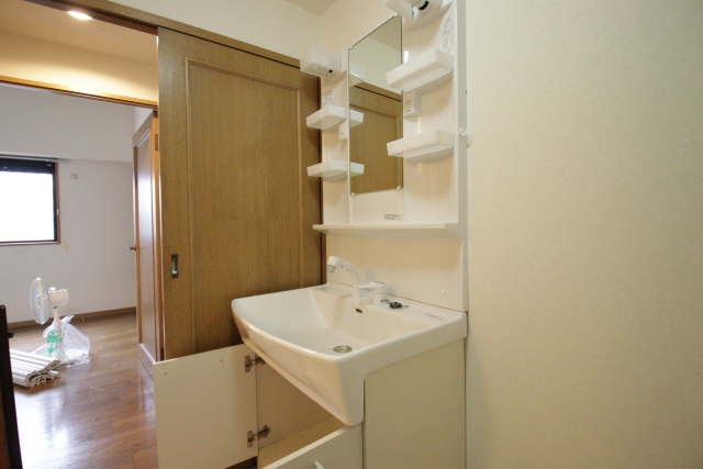 洗面設備　※別室の参考写真の為、現況優先です。