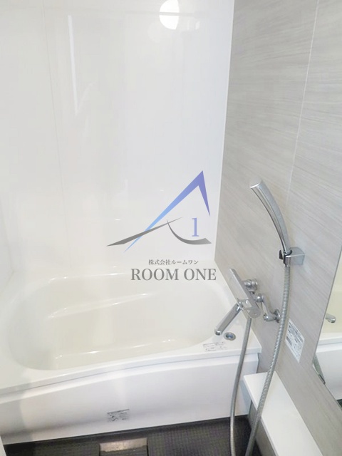 バス・シャワールーム　お風呂です。