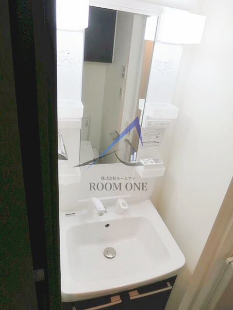 洗面設備　洗面台です。