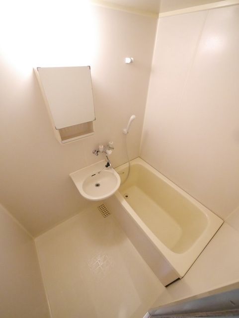 バス・シャワールーム　★お部屋探しは株式会社タウンハウジング東京まで★