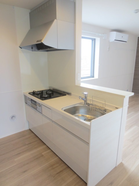 キッチン　★ガス3口・グリル付きシステムキッチン★