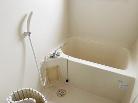 バス・シャワールーム　ゆったり過ごせるお風呂です