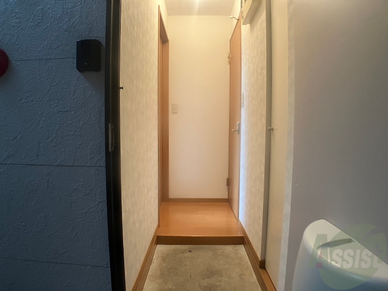 玄関　玄関にはシューズボックスもあり便利です！