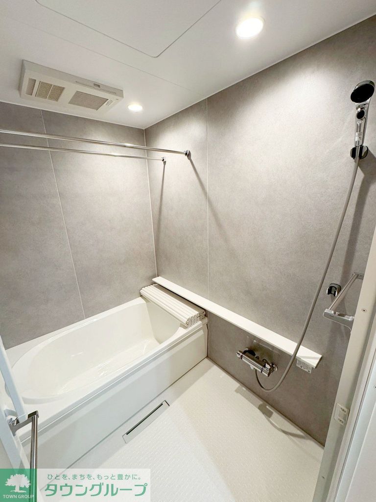 バス・シャワールーム　バス