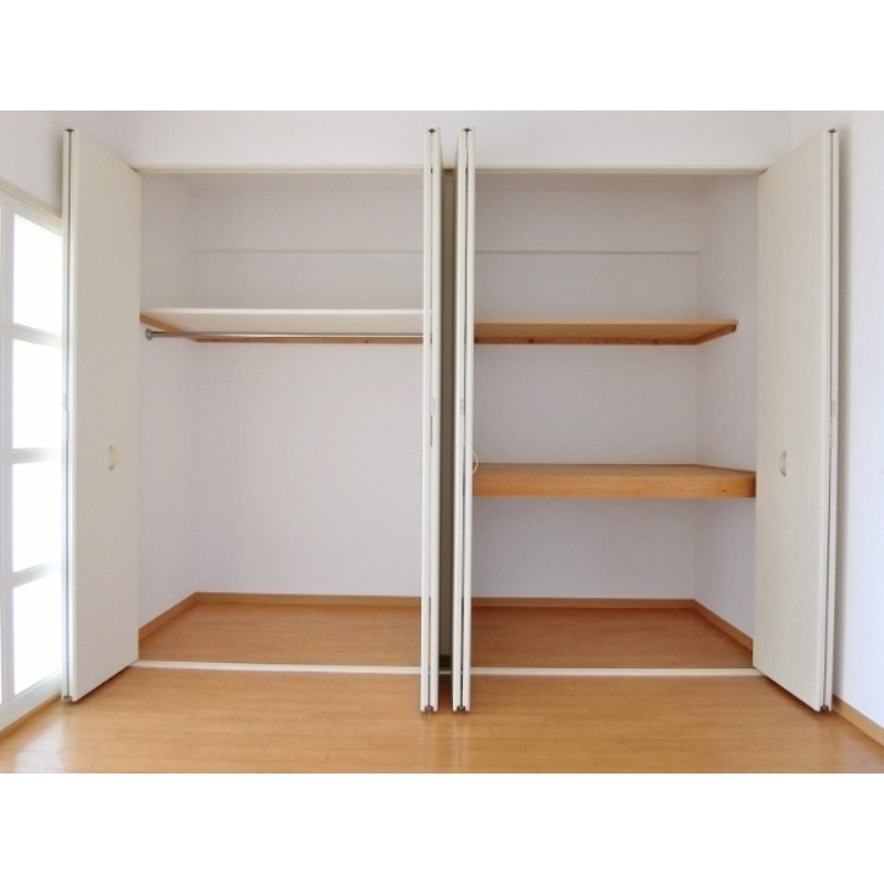 収納　図面と現状に相違がある場合には現状を優先