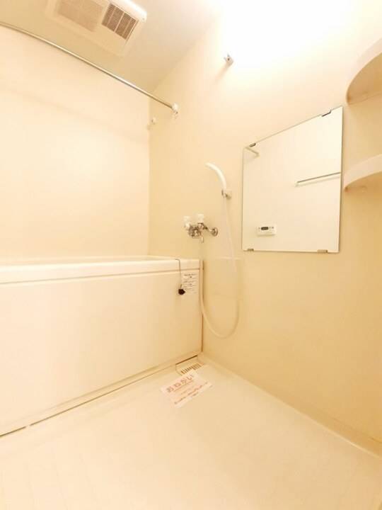 バス・シャワールーム　浴室