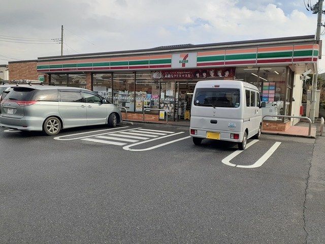 コンビニ　セブンイレブン草加清門町店（コンビニ）まで247m