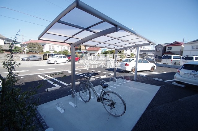 その他共有部分　敷地内駐輪場完備