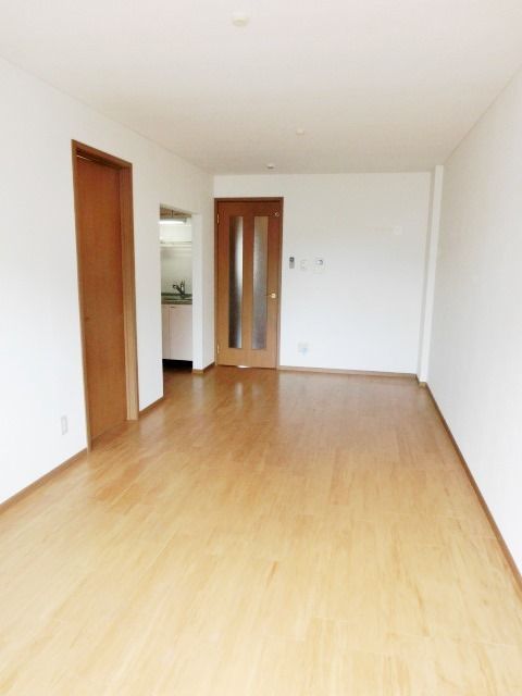 その他部屋・スペース　バルコニーからのリビングです