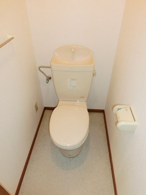 トイレ　清潔感のあるトイレ