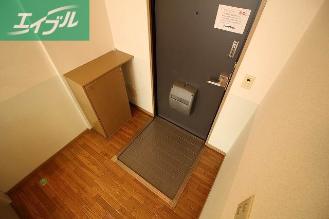 玄関　建物内別部屋の写真です