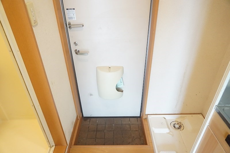 玄関　別号室イメージ