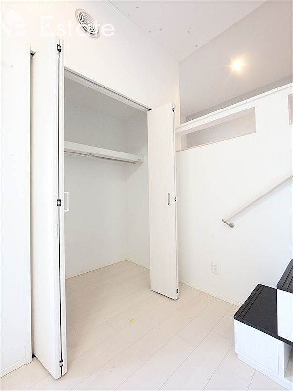 収納　クローゼット