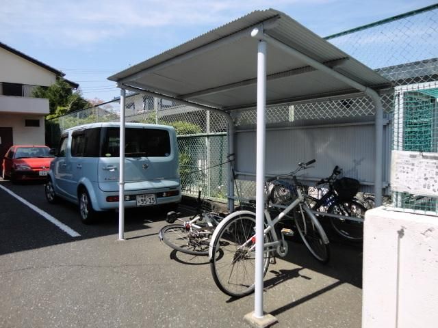 その他　駐輪場です