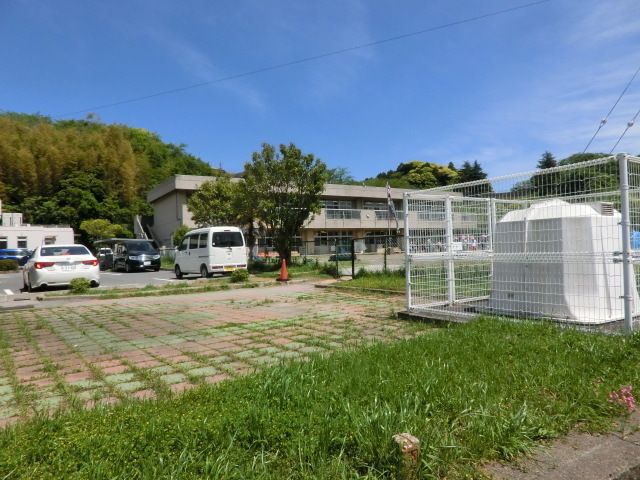 幼稚園・保育園　姉崎保育所（幼稚園・保育園）まで655m