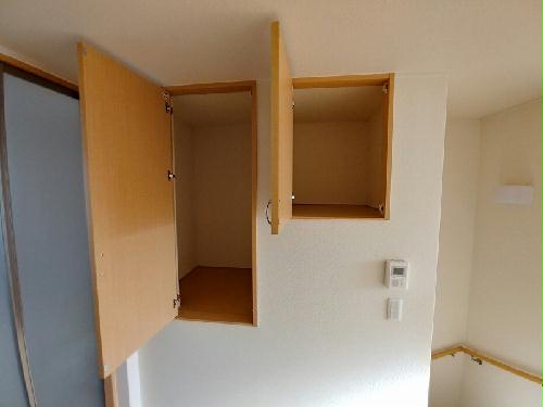 収納　2階収納小×2