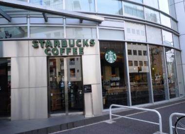 飲食店　スターバックスコーヒー北参道店（飲食店）まで182m