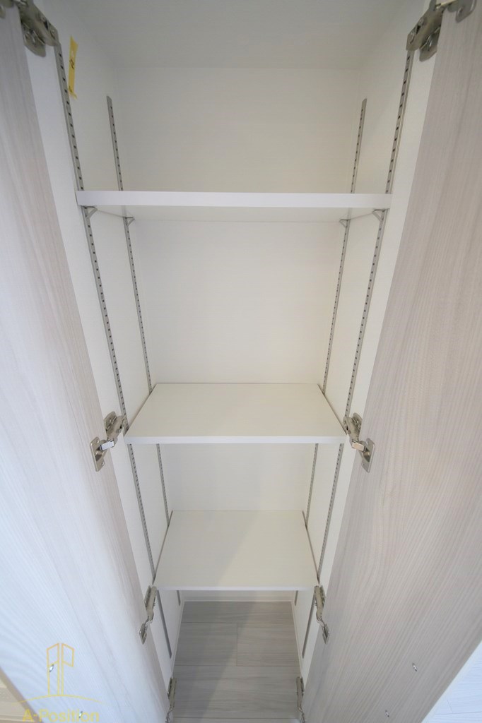 収納　プレサンス野江内代ペルティエ