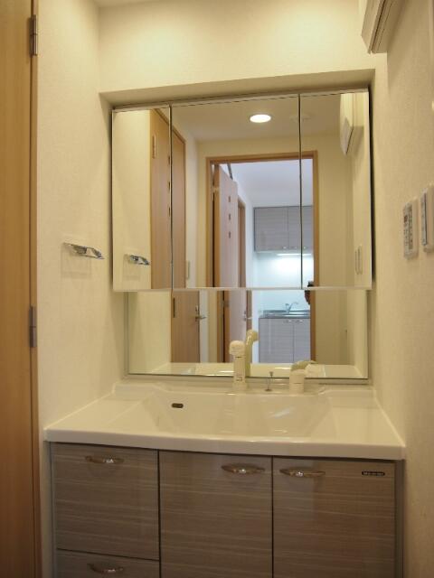 洗面設備　洗面台