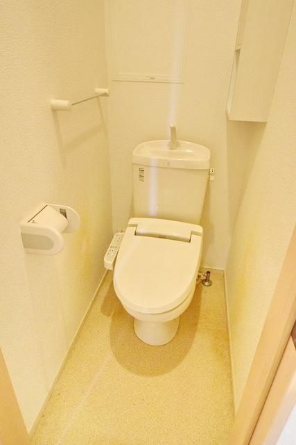 トイレ　★シャワートイレ★