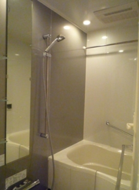 バス・シャワールーム　☆ゆっくりくつろげるお風呂☆