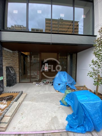 エントランス　EC難波WESTーSIDEVIIIエクシーナ　エントランス