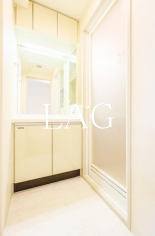 洗面設備　洗面台です。