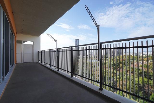 バルコニー　落ち着いた時間を過ごせるバルコニーです