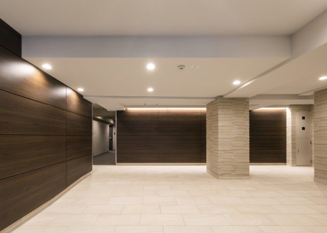 エントランス　ゆとりのあるエントランスです