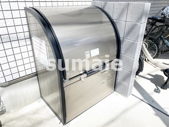 その他共有部分　専用ゴミ置き場あります☆