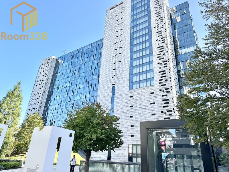 ショッピングセンター　新宿イーストサイドスクエア（ショッピングセンター）まで573m